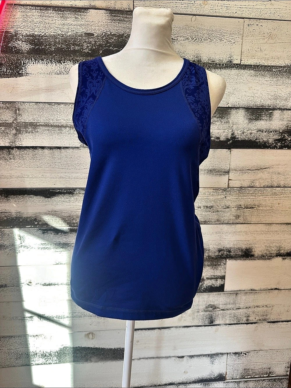 Athleta Exhilarate Blue Velvet Crop Top Tank Small